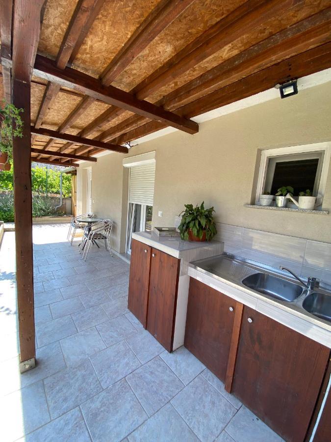Apartman Cukar II Pula Appartamento Esterno foto